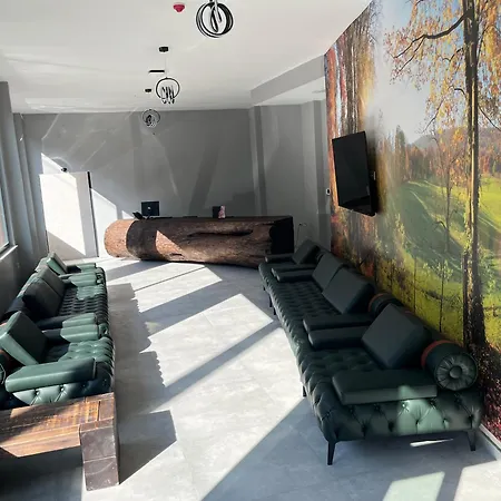 Macartasi Hotel